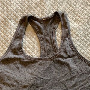 Lulu tank size 4 gray